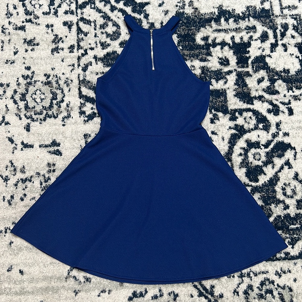Blue Dress - Picture 2 of 10